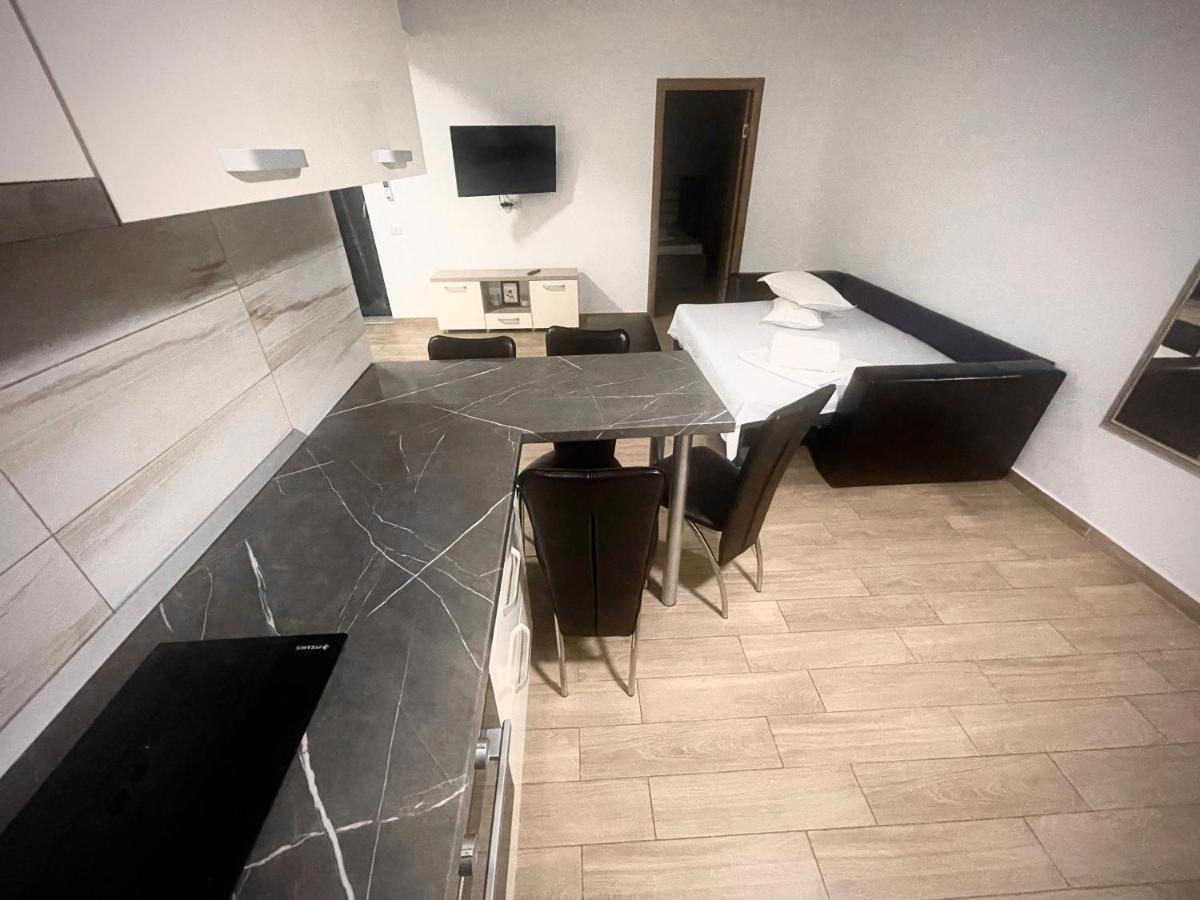 Mamaia Central Apartments Bagian luar foto
